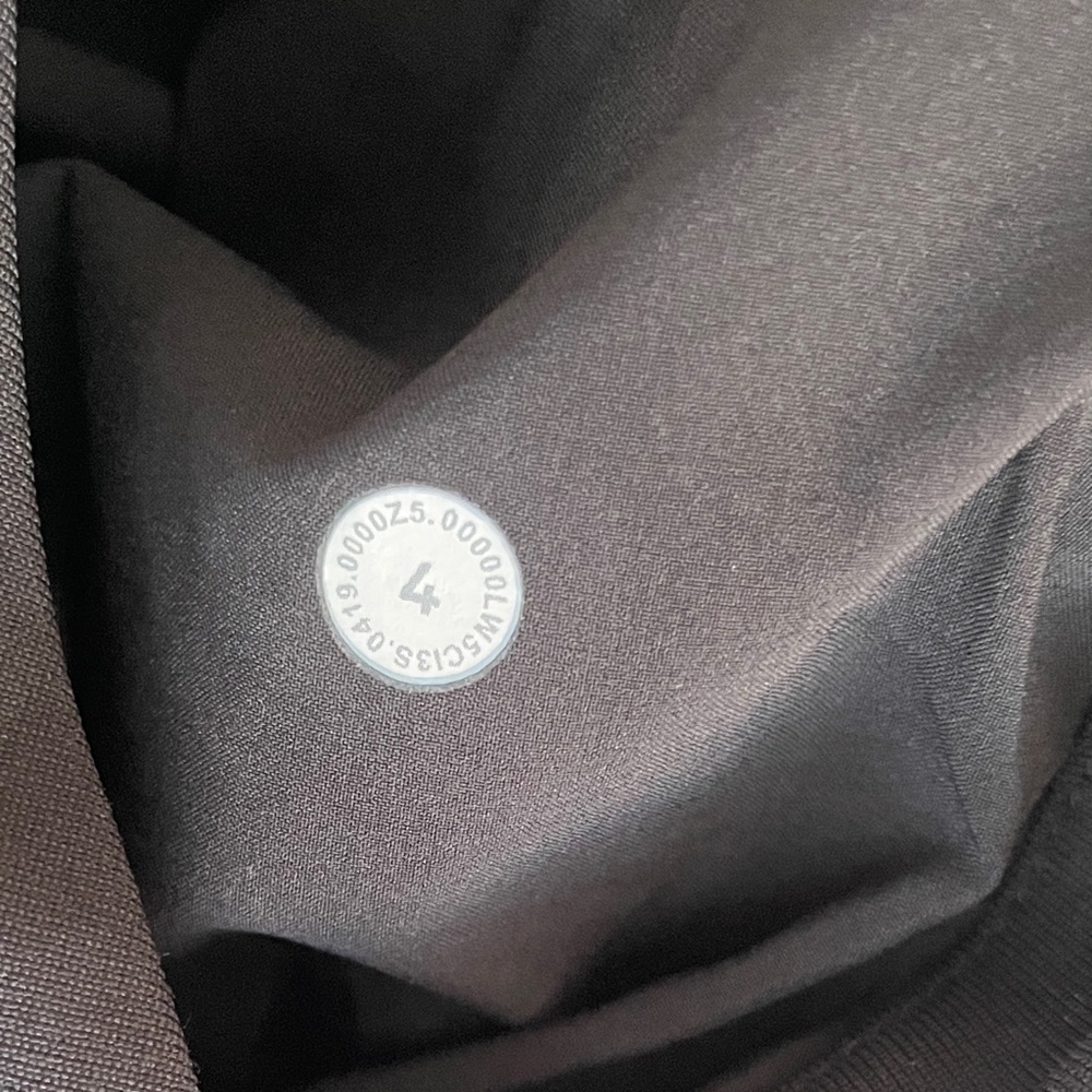 Lululemon Essential High-Rise Trouser in Black - Picture 9 of 13